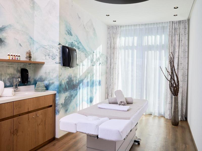 Zugspitz Resort image