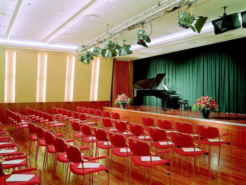 Residenz Am Dom Boardinghouse Apartments image