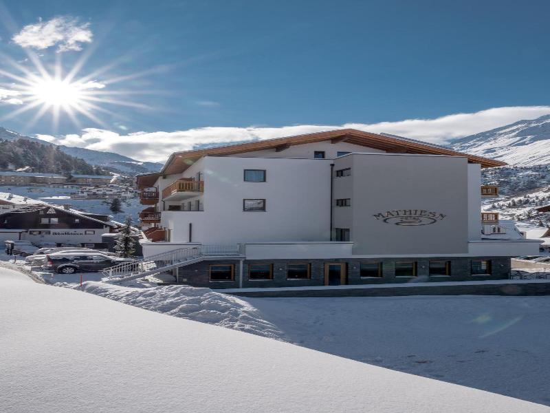Hotel Mathiesn image