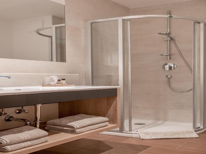Hotel Mathiesn image