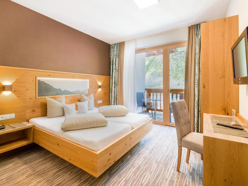 Hotel Mathiesn image