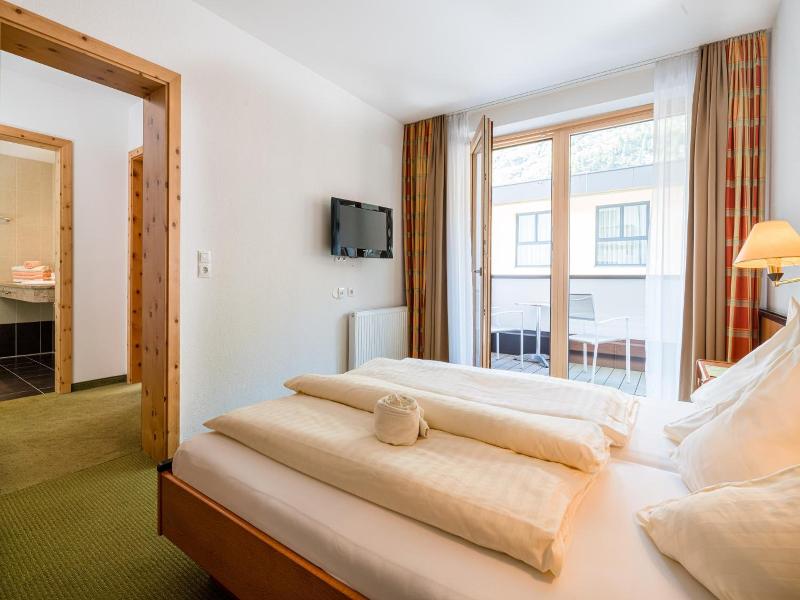 Hotel Mathiesn image