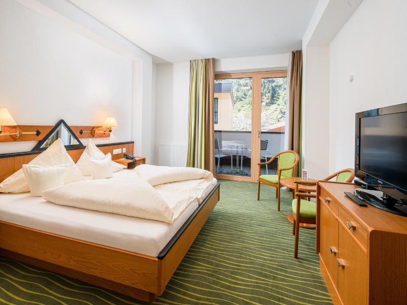 Hotel Mathiesn image