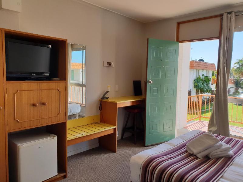 Moon River Motor Inn