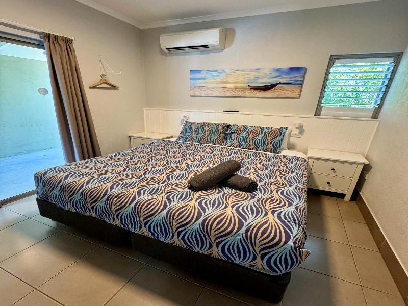 Noosa Flashpackers image