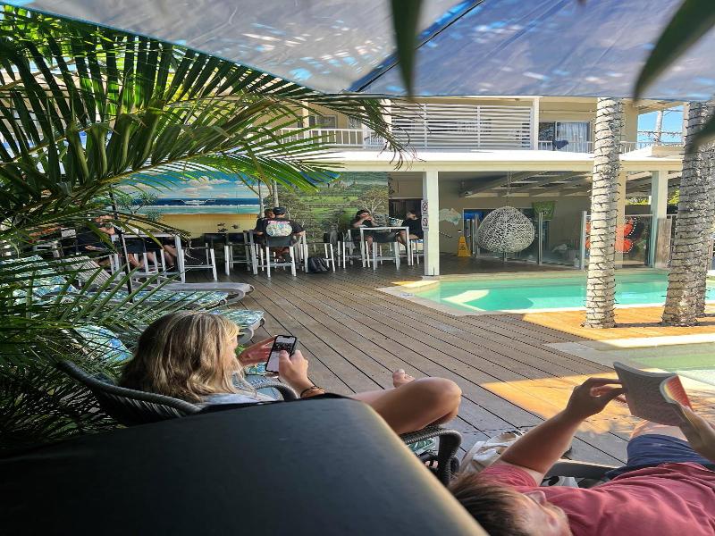 Noosa Flashpackers image