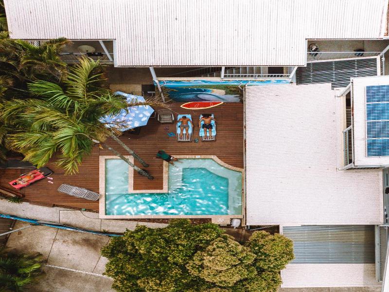 Noosa Flashpackers image