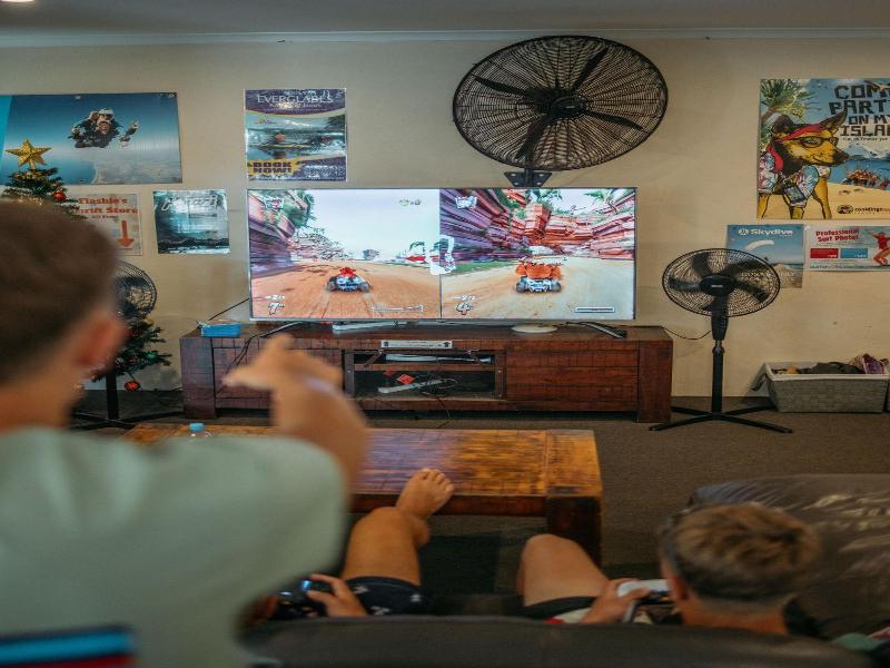 Noosa Flashpackers image