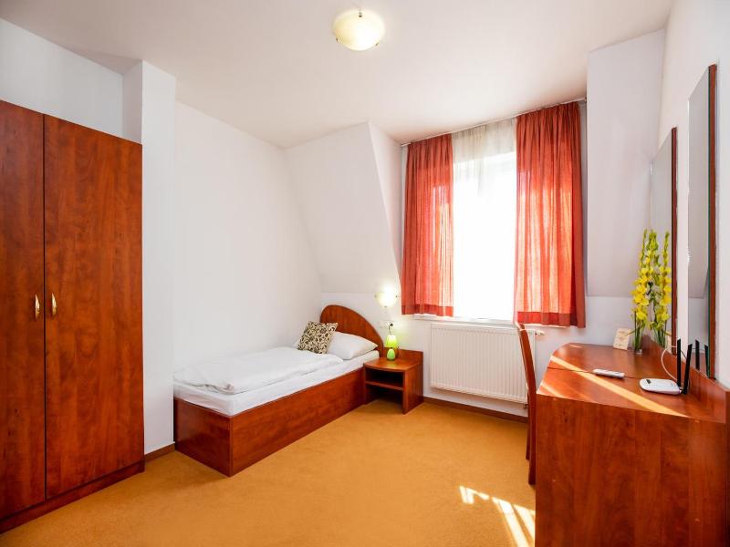 Hotel Boss image