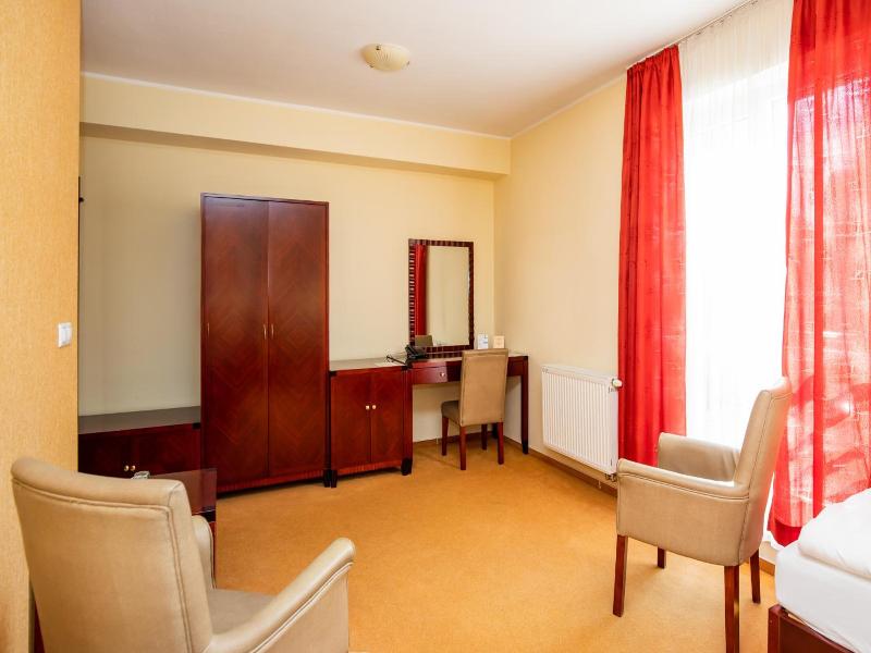 Hotel Boss image