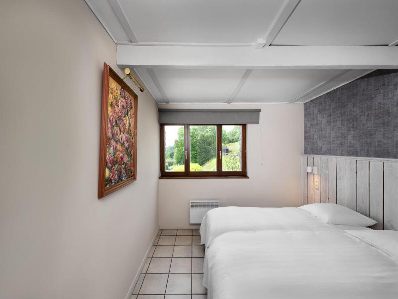 Hotel Aux Ecuries De La Reine image