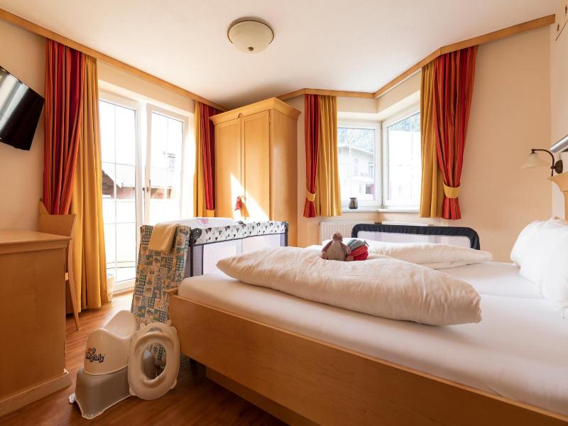 Residenz Theresa image