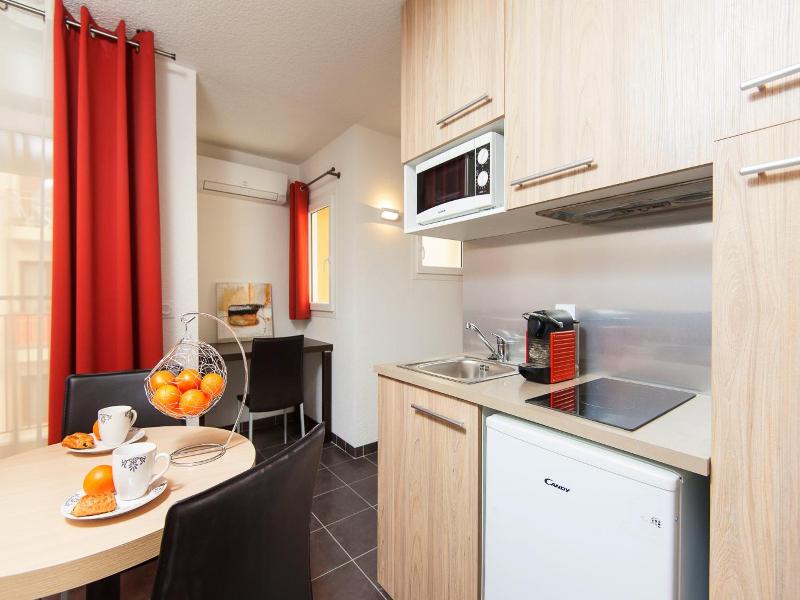 Villa Serafina Apartements image