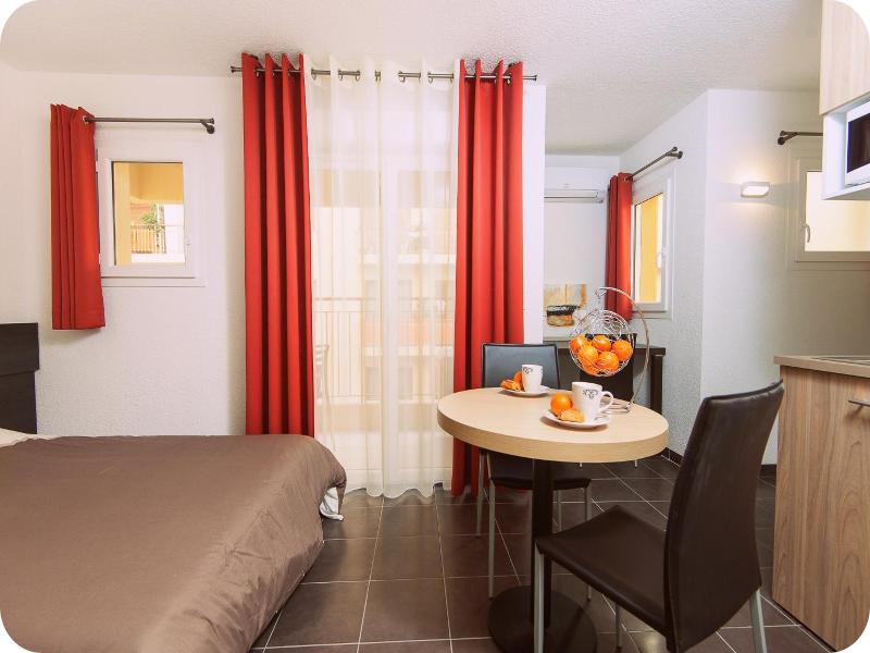 Villa Serafina Apartements image