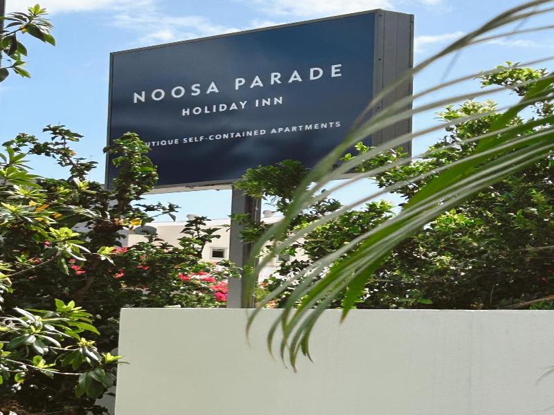 Noosa Parade Holiday Inn image