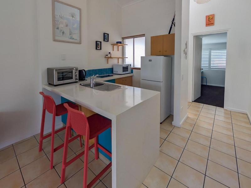 Noosa Parade Holiday Inn image