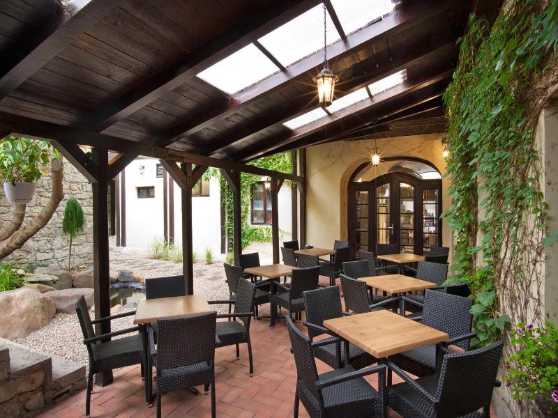 Hotel U Hada Oatec image