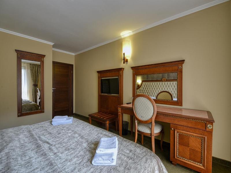 Hotel Edelweiss image
