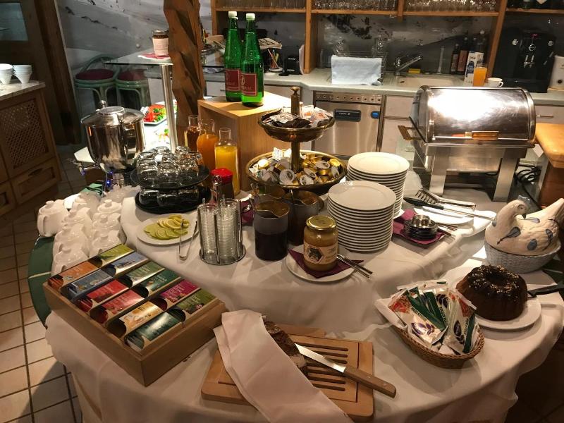 Andi S Skihotel image