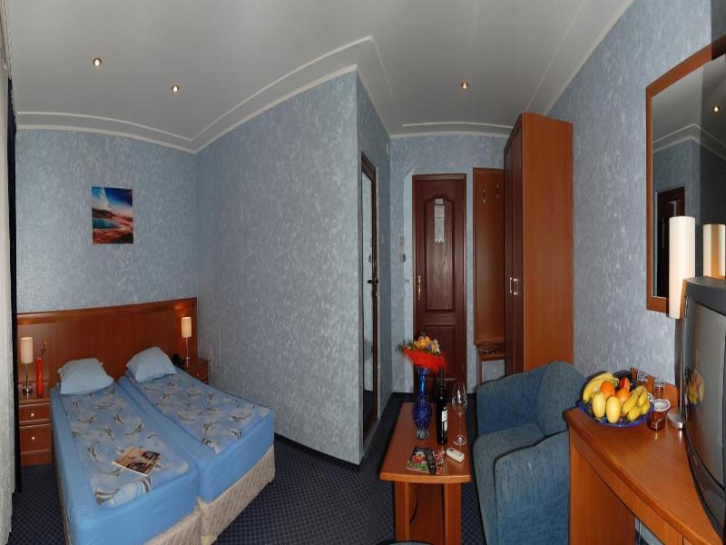 Hotel Kibella image
