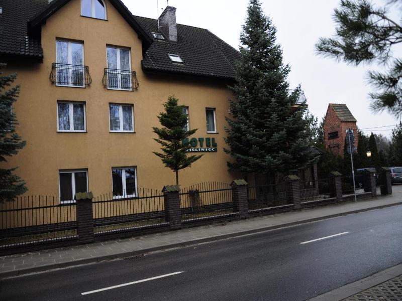 Hotel Zieliniec image