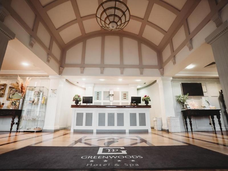 Greenwoods Hotel Spa image