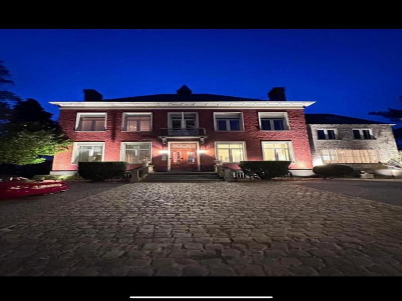 Hotel Vredehof image