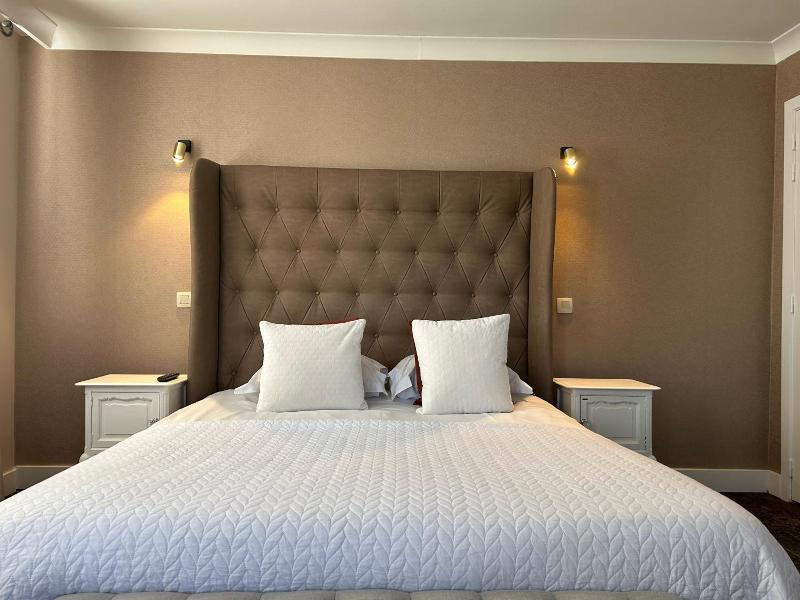 Hotel Vredehof image