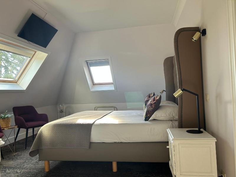 Hotel Vredehof image