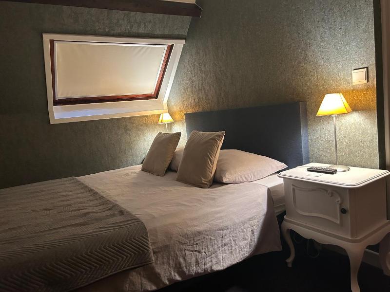 Hotel Vredehof image