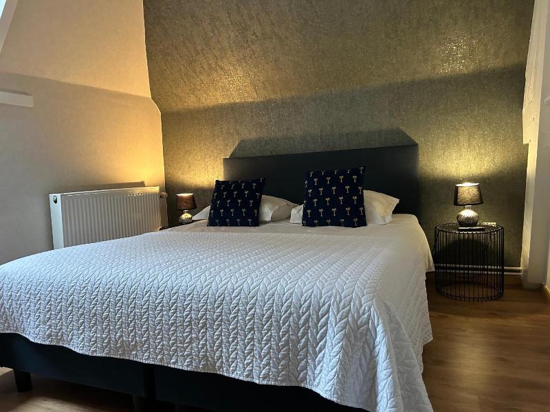 Hotel Vredehof image