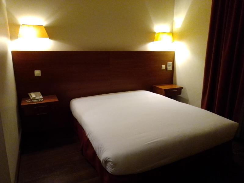 Hotel Acez image