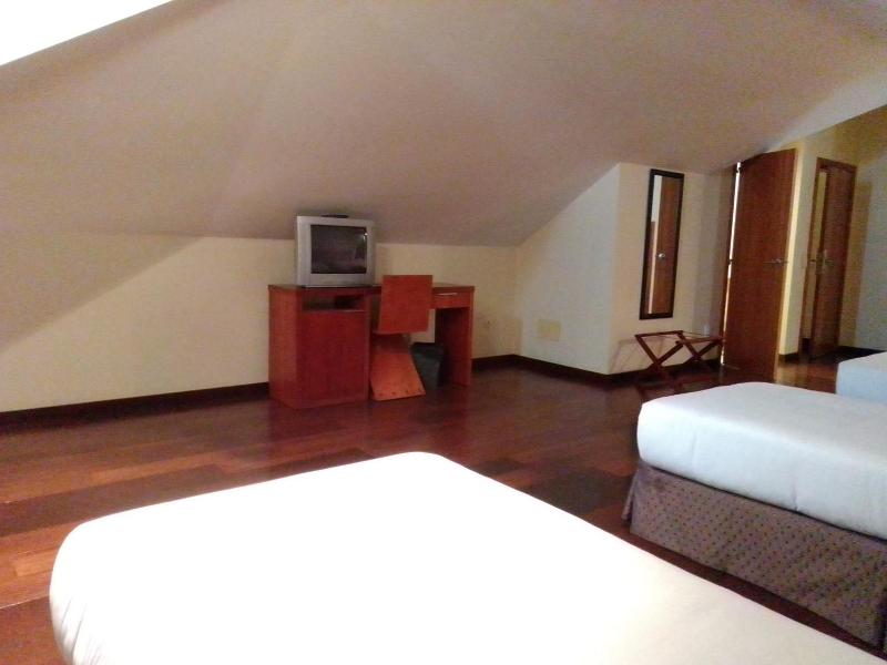 Hotel Acez image