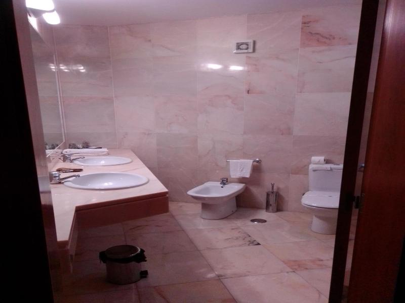 Hotel Acez image
