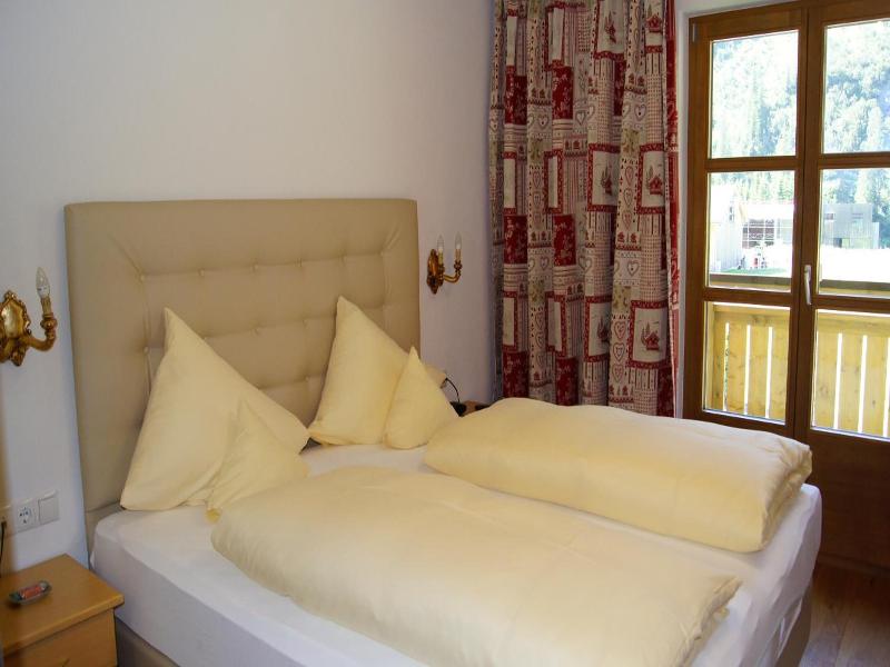 Hotel Hartenfels image