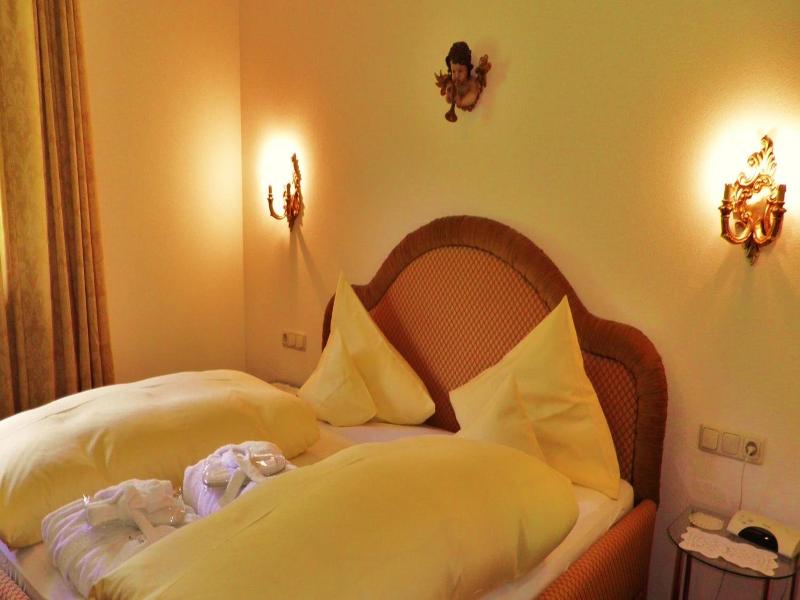 Hotel Hartenfels image