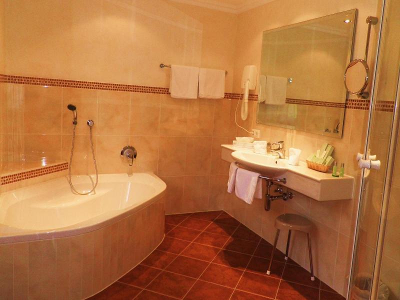 Hotel Hartenfels image
