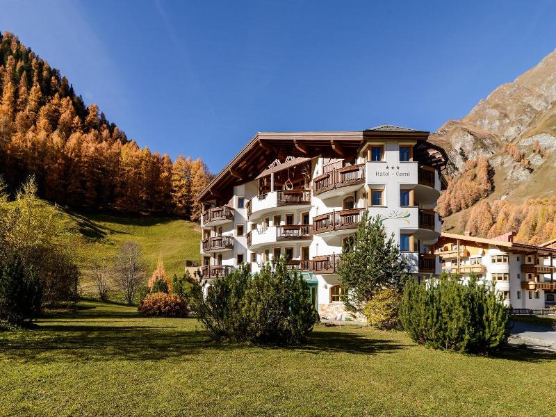 Hotel Garni Chasa Nova image