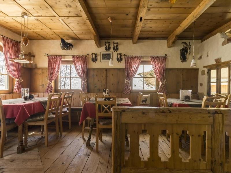 Hotel Garni Chasa Nova image