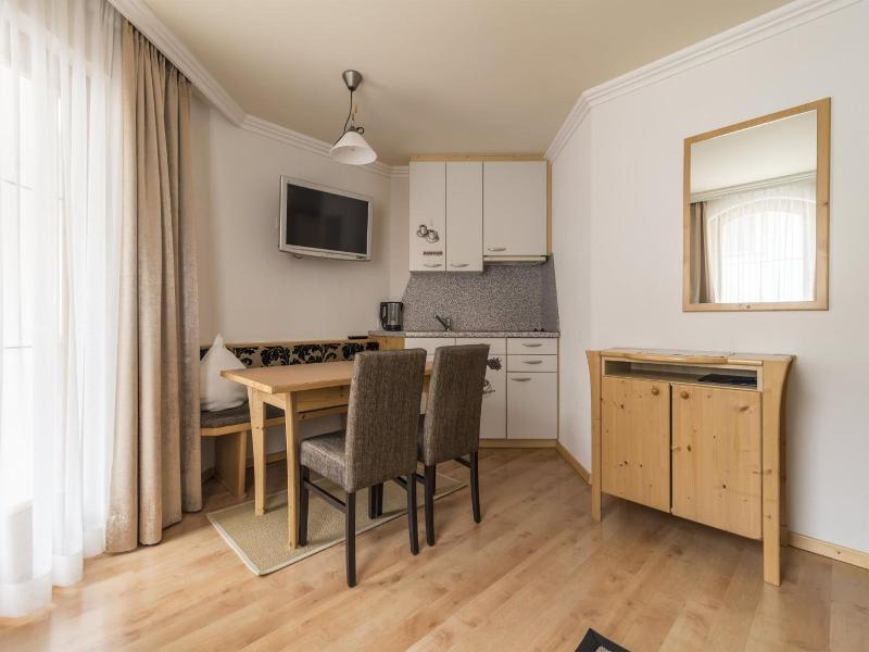 Hotel Garni Chasa Nova image