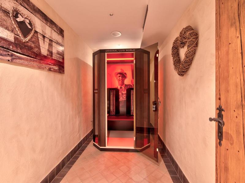 Hotel Garni Chasa Nova image
