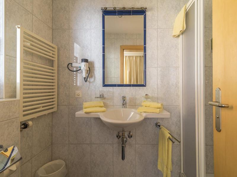 Hotel Garni Chasa Nova image