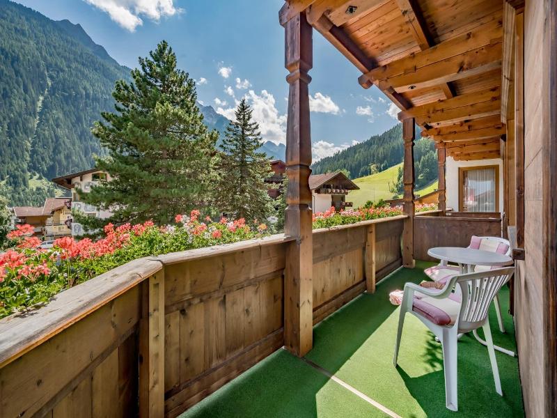 Pension Almrausch image