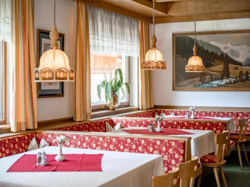 Pension Almrausch image