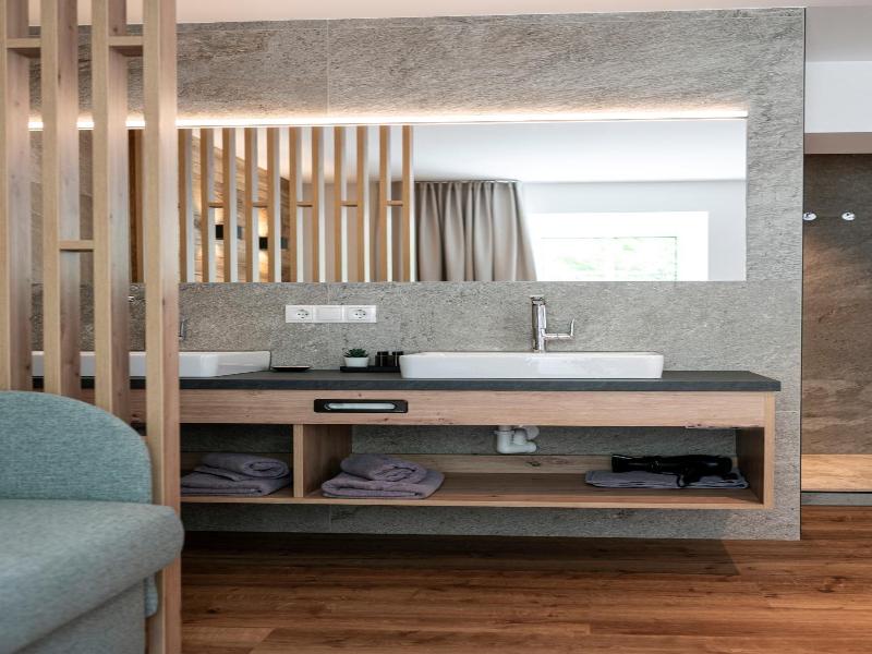 Hotel Gasthof Brv Ggler image