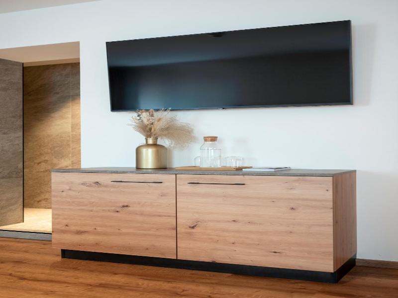Hotel Gasthof Brv Ggler image