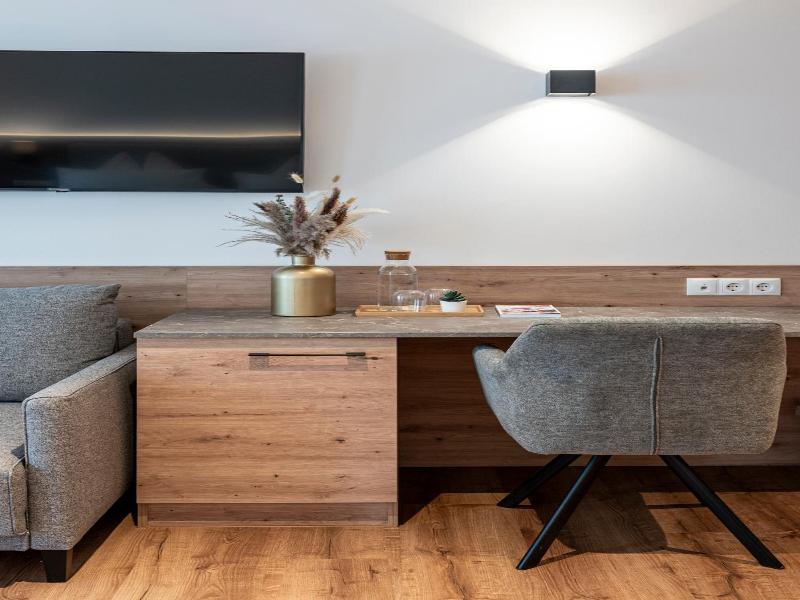 Hotel Gasthof Brv Ggler image