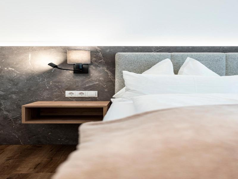 Hotel Gasthof Brv Ggler image