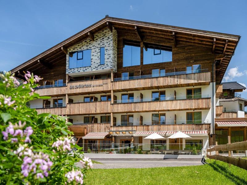 Hotel Das Zwv Lferhaus image