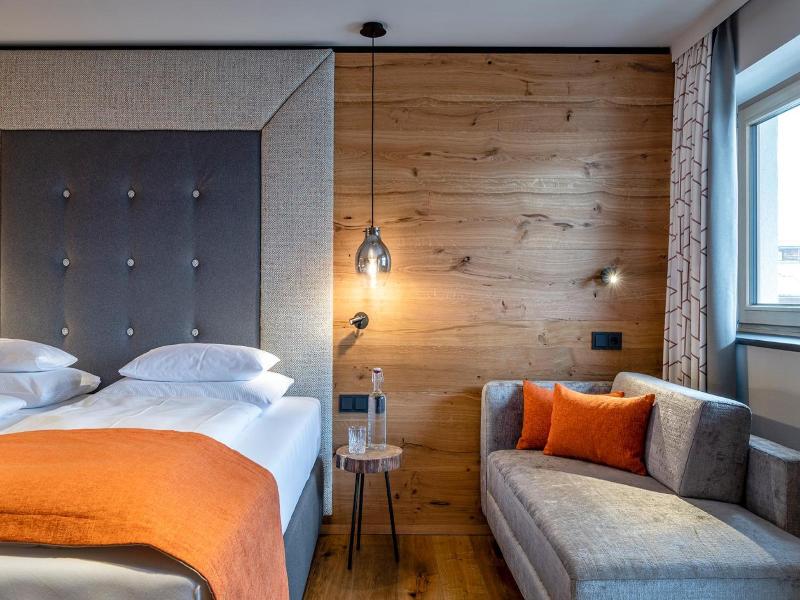 Hotel Das Zwv Lferhaus image